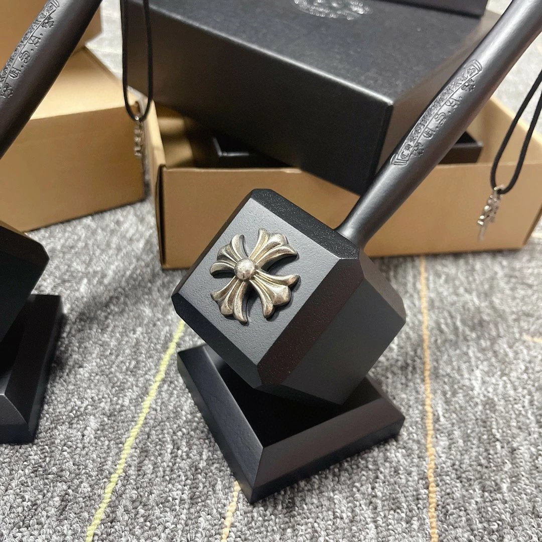 Adorno chrome Hearts
