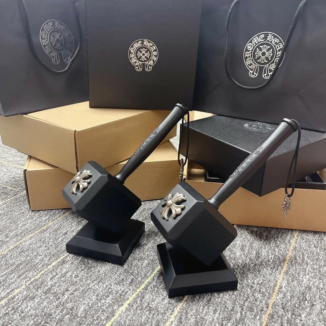 Adorno chrome Hearts